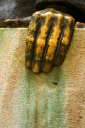 Hand